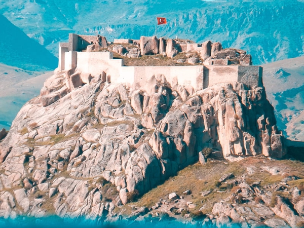 Tur
